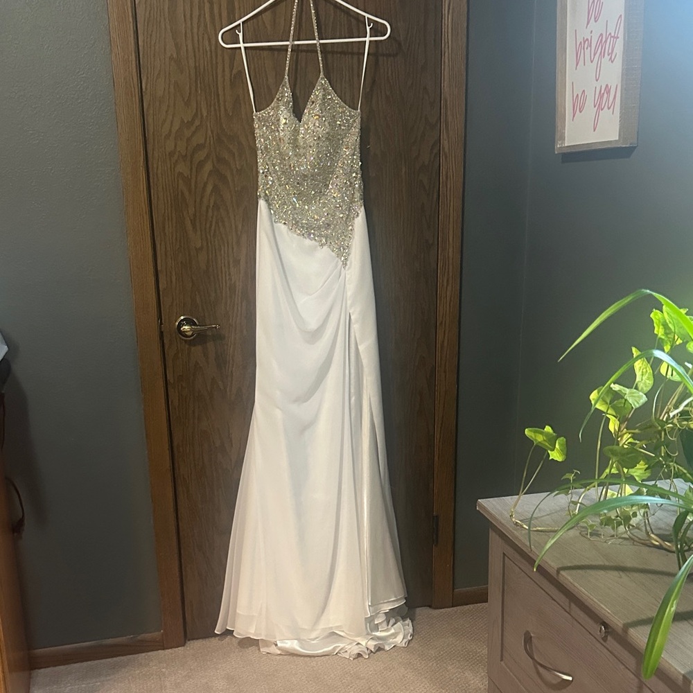 Elegant Gold and White Evening Gown
